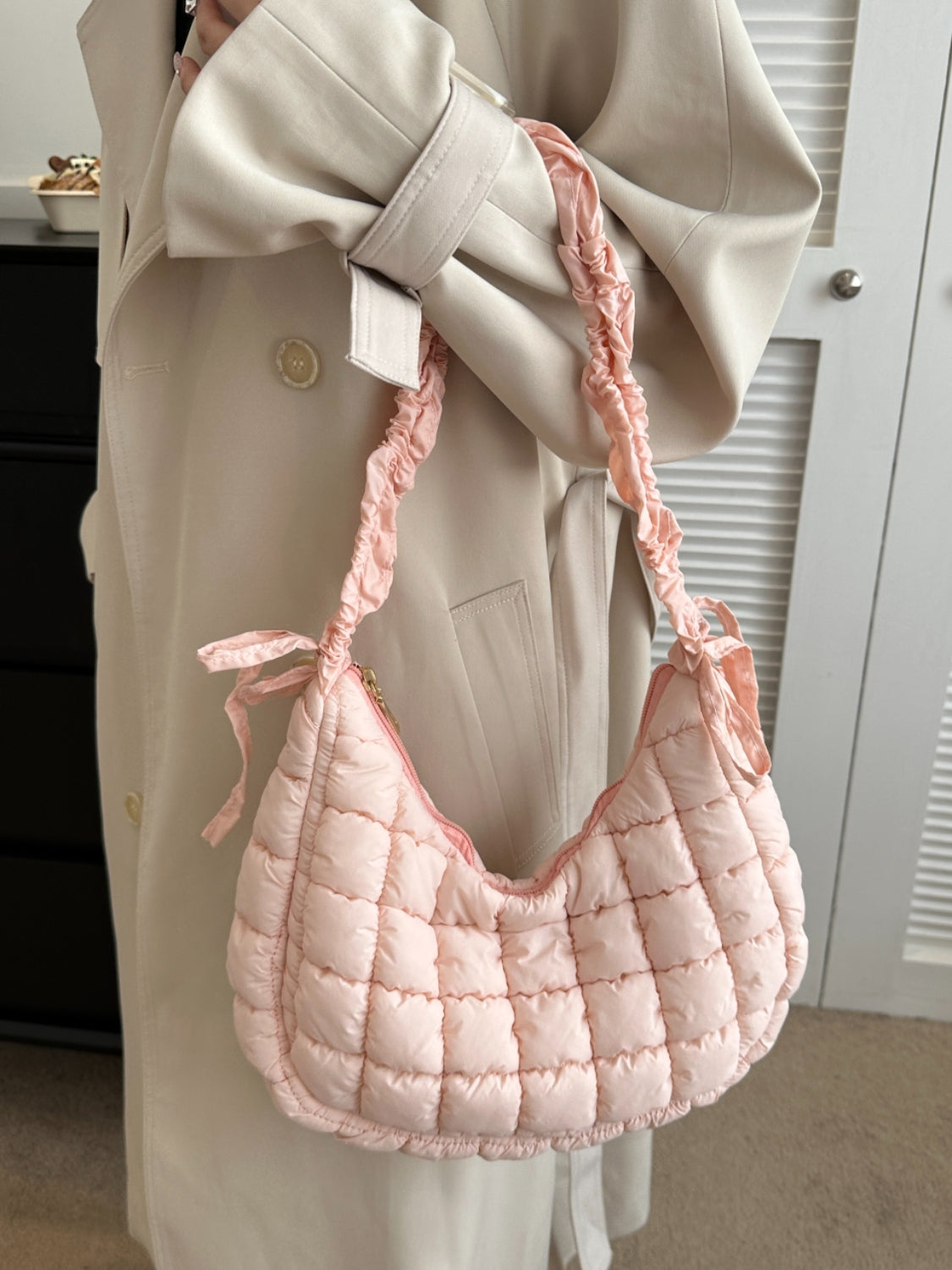 Bubble Texture Ruched Strap Quilted Shoulder Bag