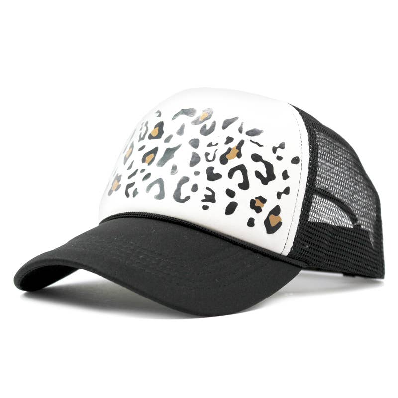 BLACK LEOPARD PRINT TRUCKER HAT: WHITE/BLACK / ONE SIZE